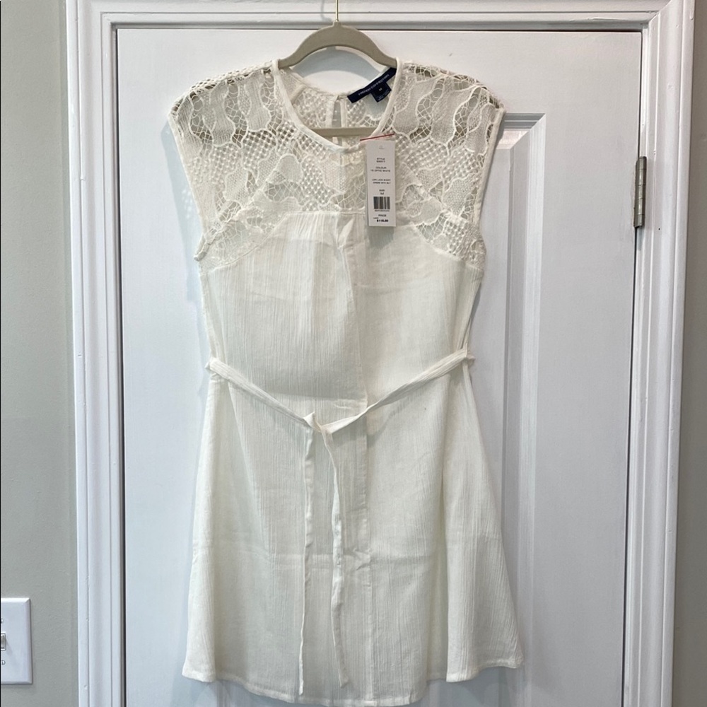 So pretty French Connection optic white Elegant White Lace Dress